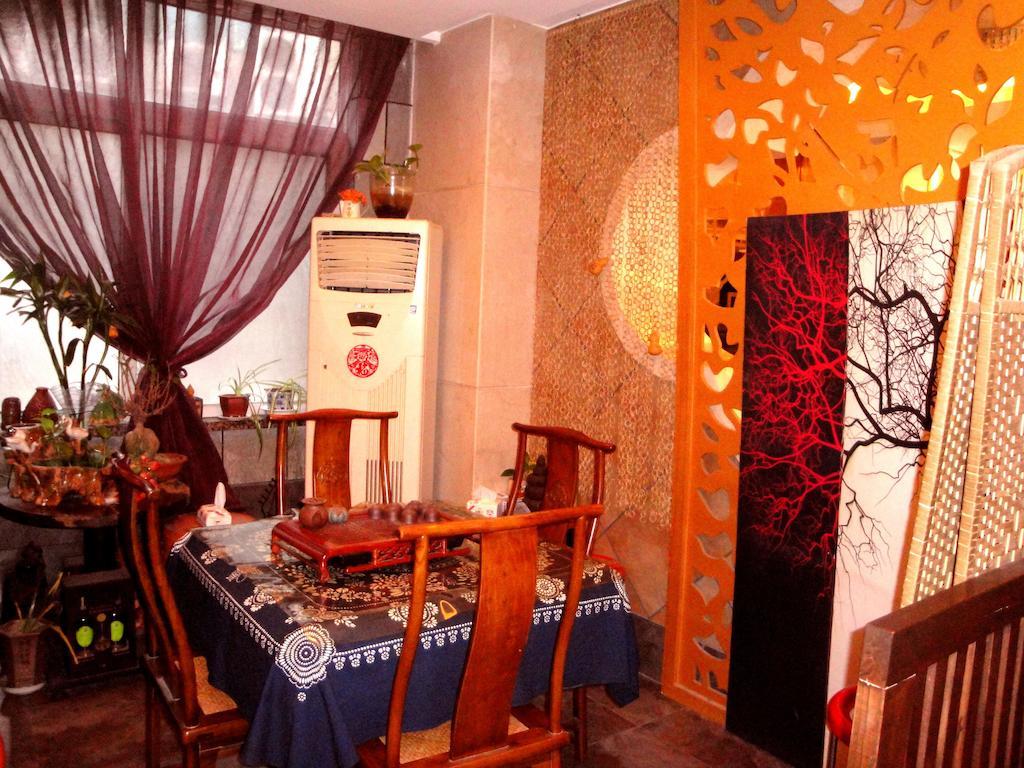 Overseas Chinese International Hotel 칭다오 외부 사진